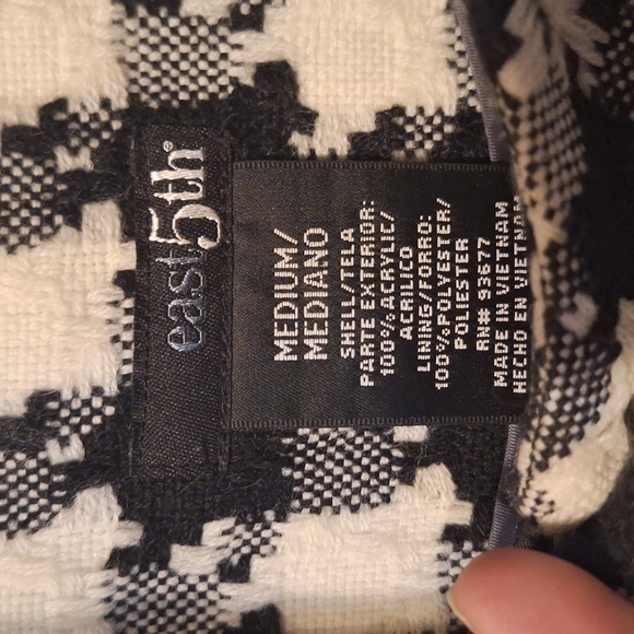 Cute jacket - Picture 2 of 2